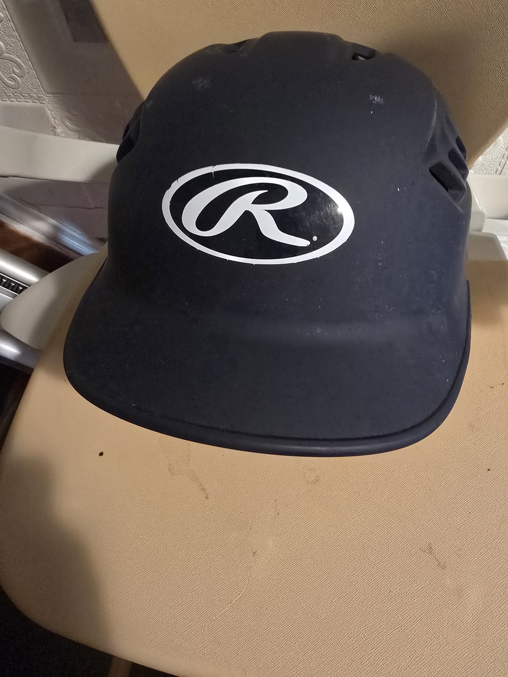 Rawlings Black Helmet with White 'R' Logo